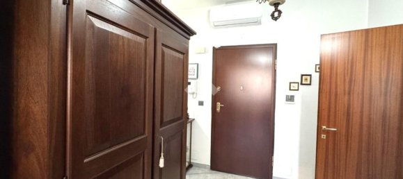 Квартира с 4 комнатами в Кивассо, Италия № 5604 25