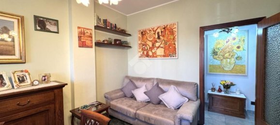 Квартира с 4 комнатами в Кивассо, Италия № 5604 5