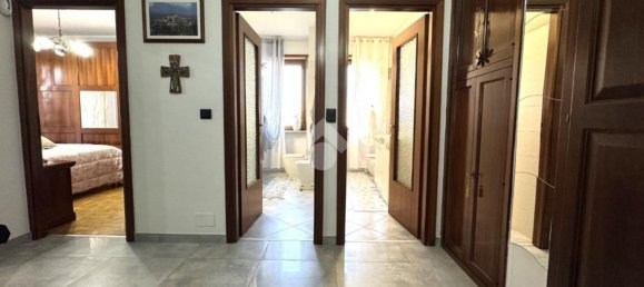 Квартира с 4 комнатами в Кивассо, Италия № 5604 53