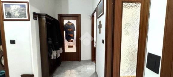 Квартира с 4 комнатами в Кивассо, Италия № 5604 55