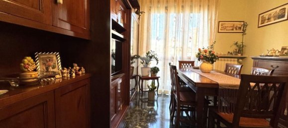 Квартира с 4 комнатами в Кивассо, Италия № 5604 7