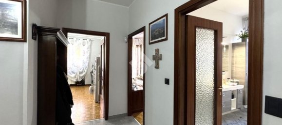 Квартира с 4 комнатами в Кивассо, Италия № 5604 54