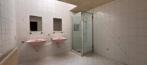  Building in Mauthausen, Austria No. 223396 12