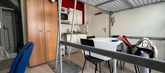 Studio in Angers, France No. 100963 5