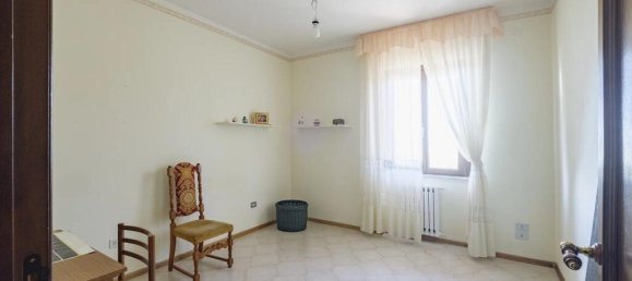 4 bedrooms Villa in Sassari, Italy No. 326984 2