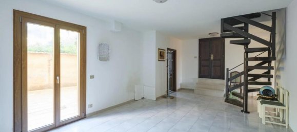 4 bedrooms Villa in Sassari, Italy No. 326984 12