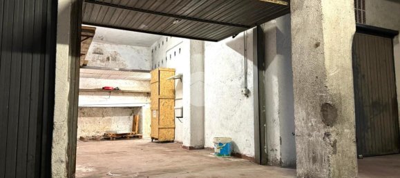 1 room Garage in Rome, Italy No. 125080 4
