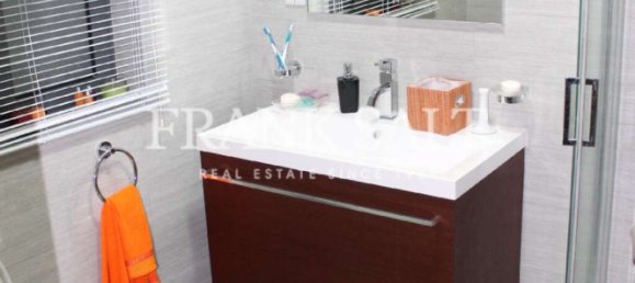 Oficina en Gzira, Malta No. 12955 8