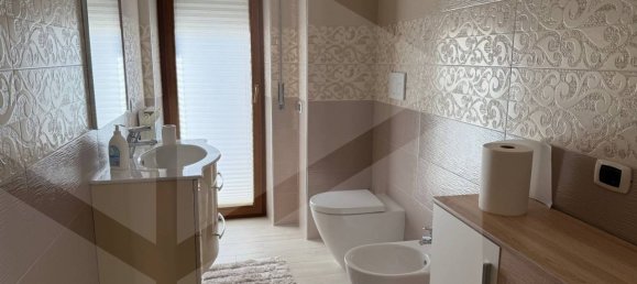 4-salle Appartement à Avezzano, Italy No. 21017 2