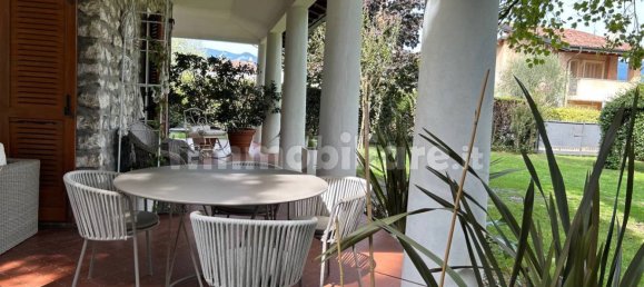 Квартира с 2 спальнями в Манерба дель Гарда, Италия № 372180 6