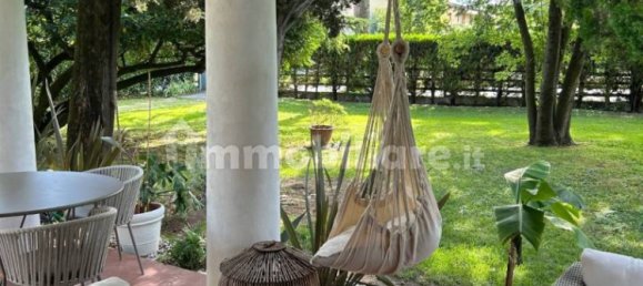 Квартира с 2 спальнями в Манерба дель Гарда, Италия № 372180 2