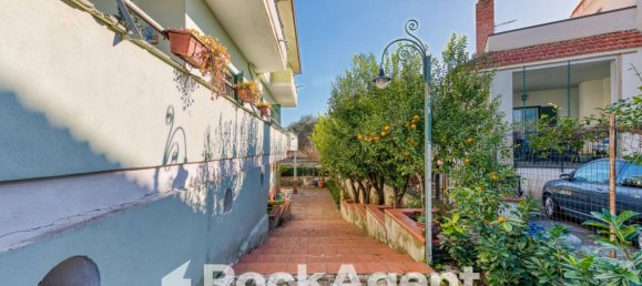 6 غرف نوم فيلا في Striano, Italy رقم 295781 29