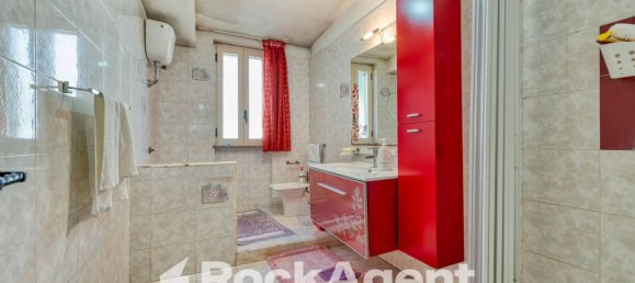 6 غرف نوم فيلا في Striano, Italy رقم 295781 15