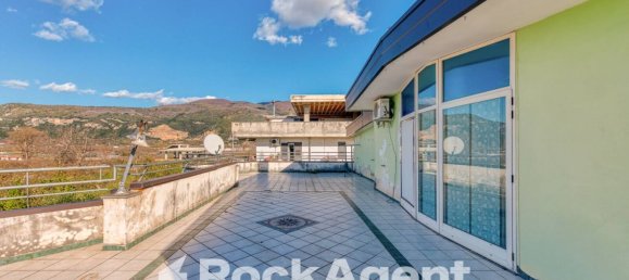 6 غرف نوم فيلا في Striano, Italy رقم 295781 27