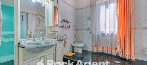 6 غرف نوم فيلا في Striano, Italy رقم 295781 10