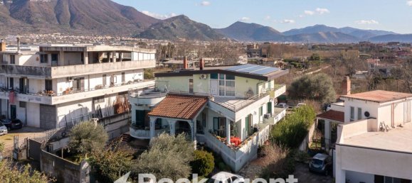 6 غرف نوم فيلا في Striano, Italy رقم 295781 33