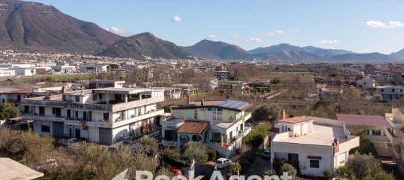 6 غرف نوم فيلا في Striano, Italy رقم 295781 32