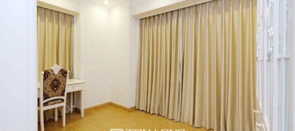 3 bedrooms Apartment in Tay Ho, Vietnam No. 759 13