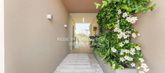 4 Schlafzimmer Doppelhaus in Cascais, Portugal, Nr. 299726 20