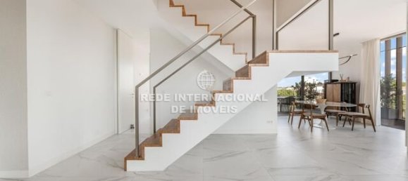 4 Schlafzimmer Doppelhaus in Cascais, Portugal, Nr. 299726 12