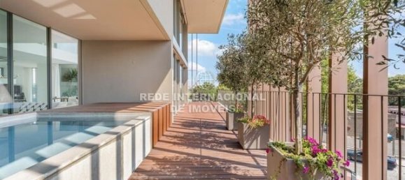 4 Schlafzimmer Doppelhaus in Cascais, Portugal, Nr. 299726 31