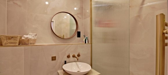 4 bedrooms Apartment in London, United Kingdom No. 13406 13