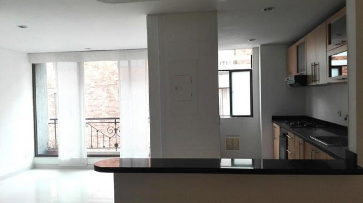 Casa de 3 dormitorios en Bogotá, Colombia No. 11372