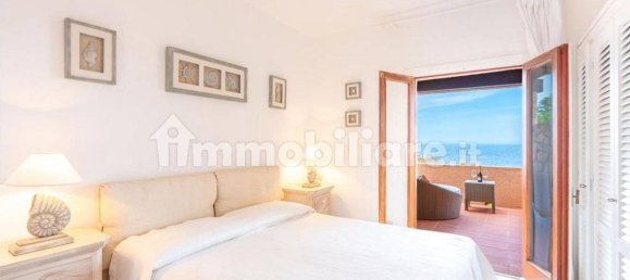 3 bedrooms House in Trinità d'Agultu e Vignola, Italy No. 266955 21