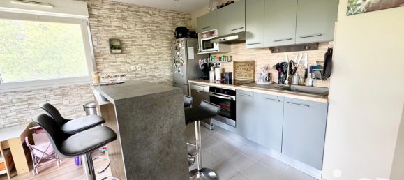 2 bedrooms Apartment in Chennevieres-sur-Marne, France No. 317846 3