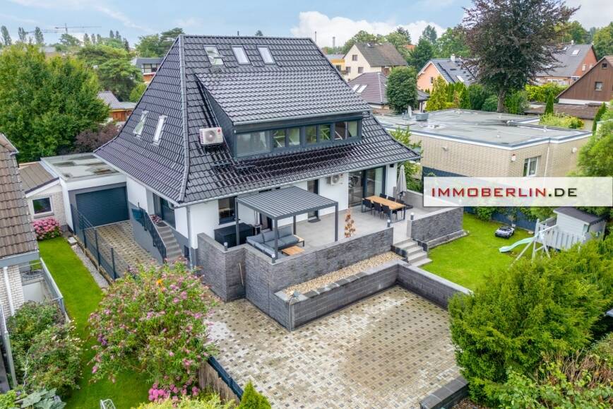 5غرفة منزل في Rudow, Germany رقم 229125