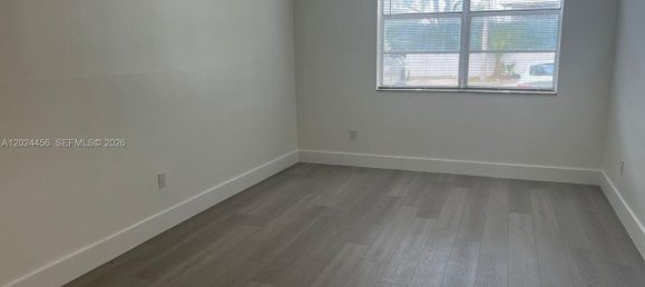 1 dormitorio propiedad comercial en alquiler en Miami, Miami-Dade, Florida, USA № 615237 12