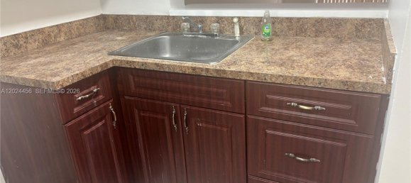 1 dormitorio propiedad comercial en alquiler en Miami, Miami-Dade, Florida, USA № 615237 24