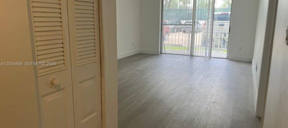 1 dormitorio propiedad comercial en alquiler en Miami, Miami-Dade, Florida, USA № 615237 11