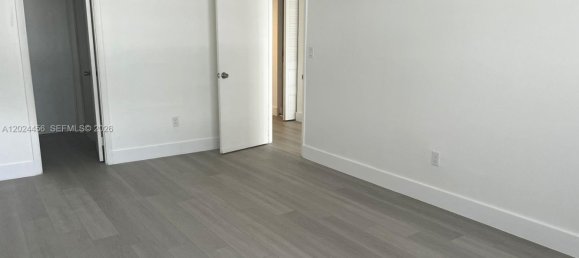 1 dormitorio propiedad comercial en alquiler en Miami, Miami-Dade, Florida, USA № 615237 4
