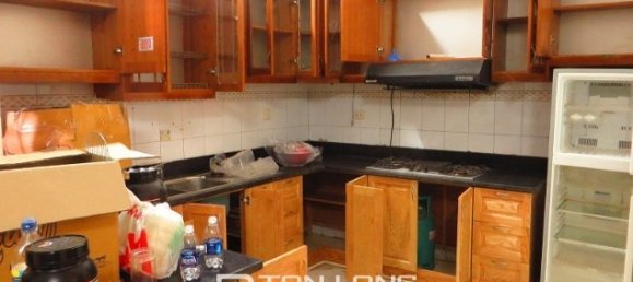 6 bedrooms House in Dong Da, Vietnam No. 2869 4