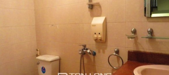 6 bedrooms House in Dong Da, Vietnam No. 2869 10