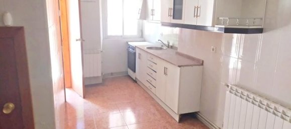 3 bedrooms Townhouse in Torre del Bierzo, Spain No. 69461 2