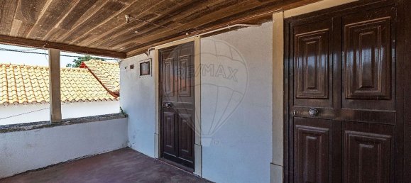 2 bedrooms House in Batalha, Portugal No. 30005 16