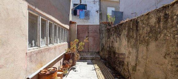 2 bedrooms House in Batalha, Portugal No. 30005 11