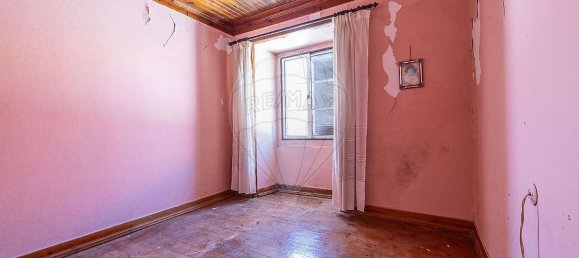 2 bedrooms House in Batalha, Portugal No. 30005 3