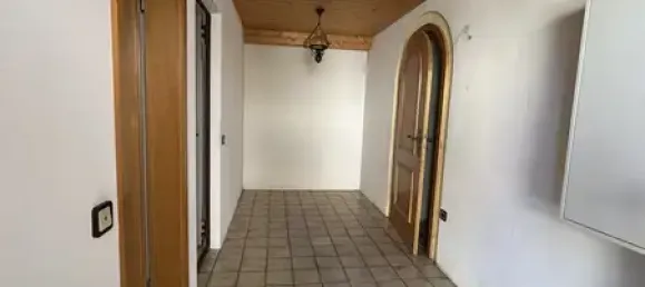 5-salle Maison de ville à Erlangen-Hochstadt, Germany No. 329796 2