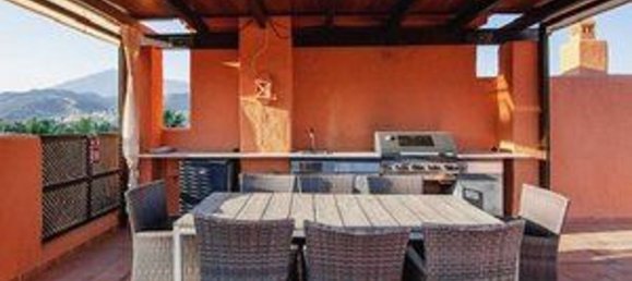 3 bedrooms Penthouse in Malaga, Spain No. 136092 3