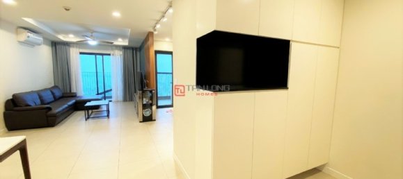 3 bedrooms Apartment in Tay Ho, Vietnam No. 482 2