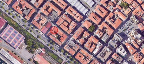 148m² Office in La Spezia, Italy No. 372531 2