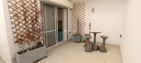 Apartamento T2 em Saint Julian's, Malta N.º 6999 2