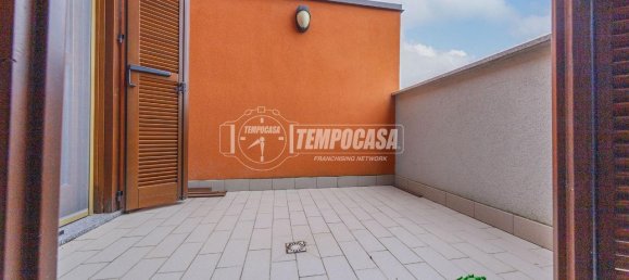 Villa de 4 habitaciónes en Bubbiano, Italy No. 130910 16