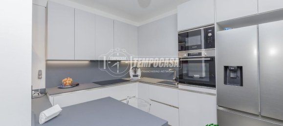 Villa de 4 habitaciónes en Bubbiano, Italy No. 130910 7