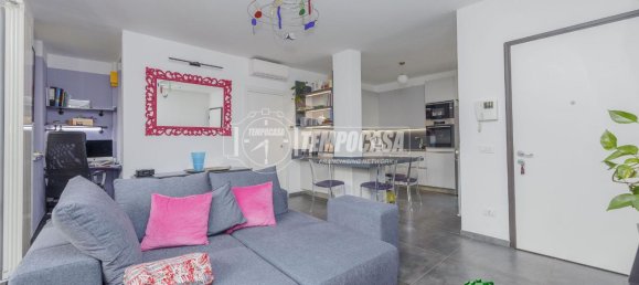 Villa de 4 habitaciónes en Bubbiano, Italy No. 130910 4