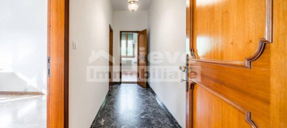 6 rooms Apartment in Cento, Italy No. 26372 50