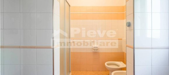 6 rooms Apartment in Cento, Italy No. 26372 44